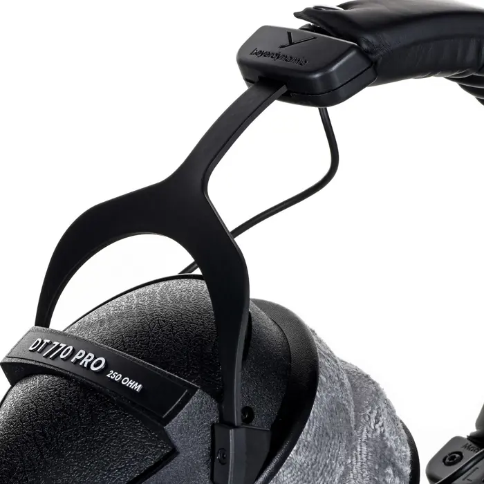beyerdynamic-dt-770-pro-250-ohm-sluchawki-studyjne-zamkniete-74471-misbyeslu0020.webp
