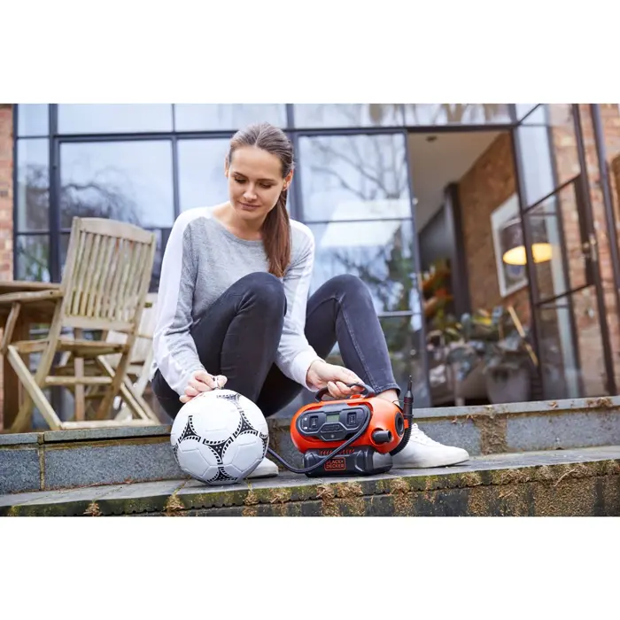 black-decker-bdcinf18n-qs-air-compressor-160-lmin-accigar-li-30397-nakbdekom0004.webp