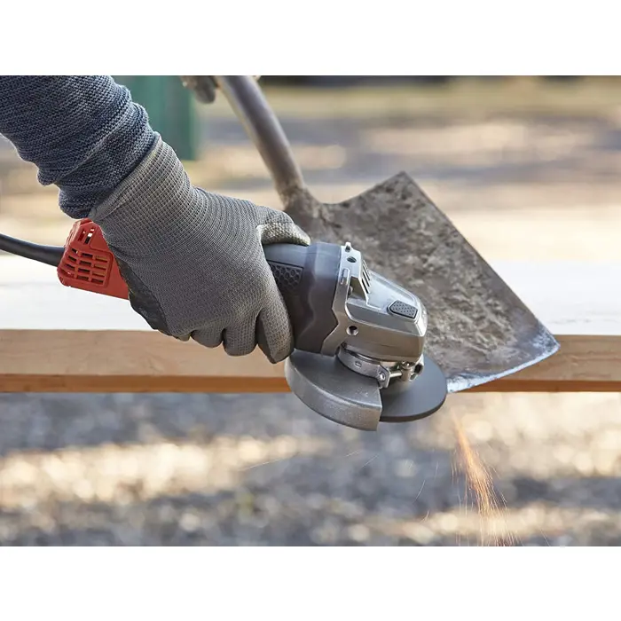 black-decker-blackdecker-beg210-qs-meuleuse-dangle-poignee-3-1858-wlononwcrchrz.webp