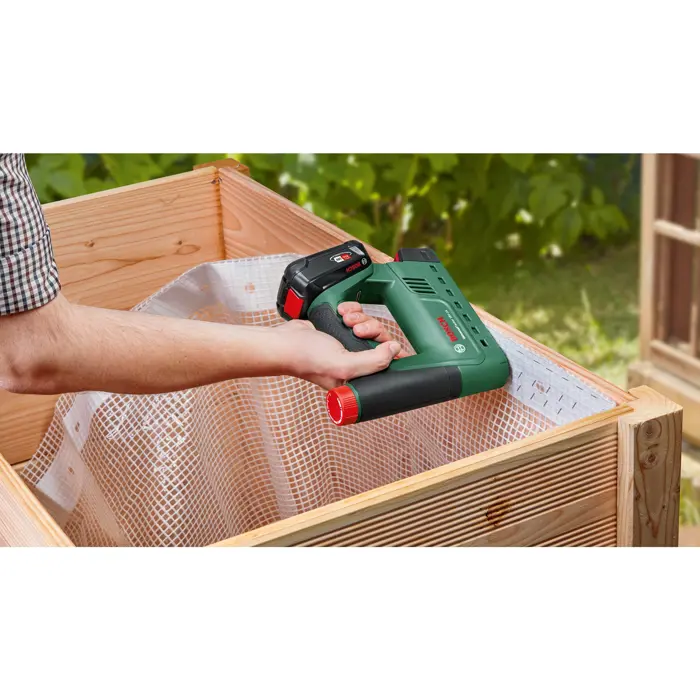 bosch-universaltacker-18v-14-18volt-electric-tacker-greenbla-57686-06032a7000-w.webp