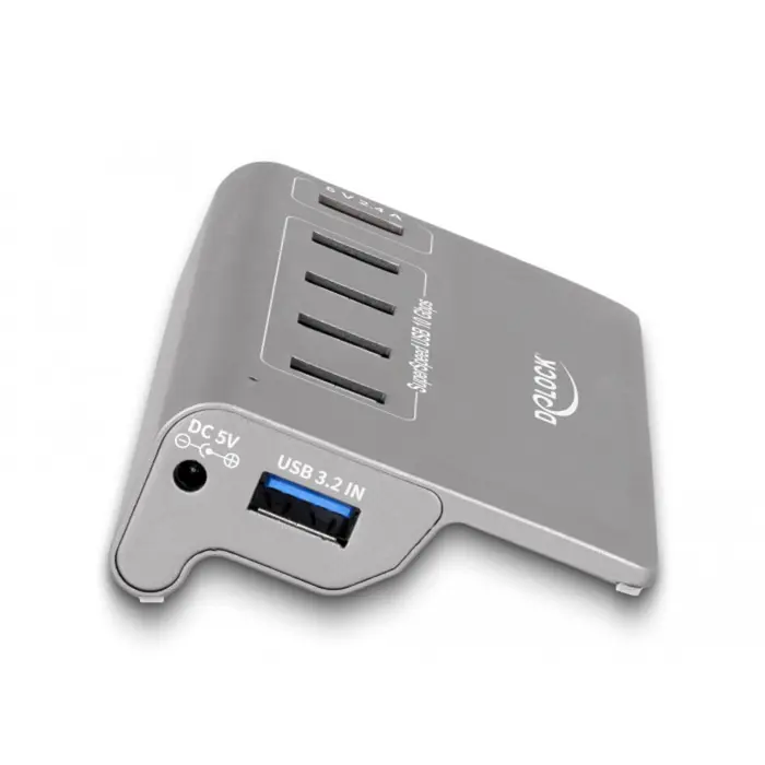 delock-usb-10-gbps-hub-with-4-usb-type-a-ports-1-quick-charg-35250-64182-w.webp