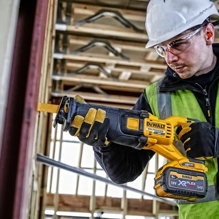 dewalt-dcs389x2-qw-reciprocating-saw-3000-spm-black-yellow-74167-wlononwcrbjxg.webp
