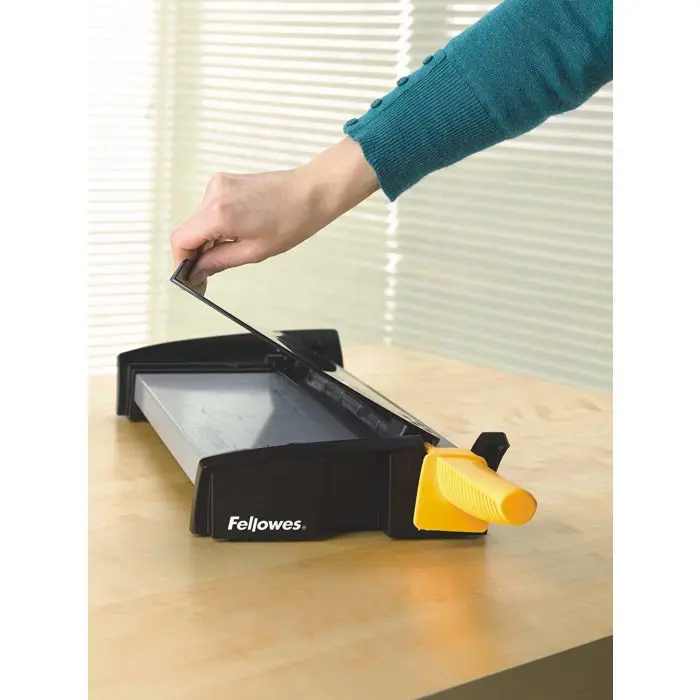 fellowes-fusion-a3-guillotine-36576-e0005079.webp