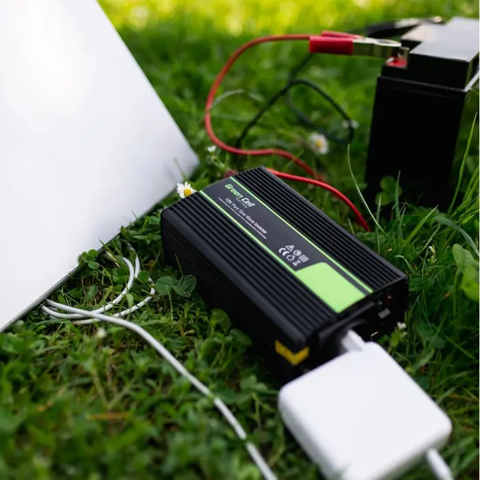 green-cell-inv12-power-adapterinverter-auto-3000-w-black-41852-zsagceprz0010.webp