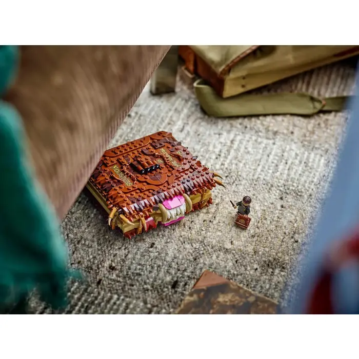 lego-harry-potter-76449-chomping-monster-book-of-monsters-81425-klolegleg1854.webp
