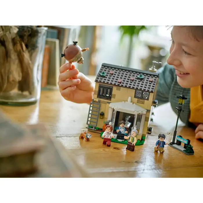 lego-harry-potter-76451-privet-drive-aunt-marges-visit-94136-klolegleg1856.webp