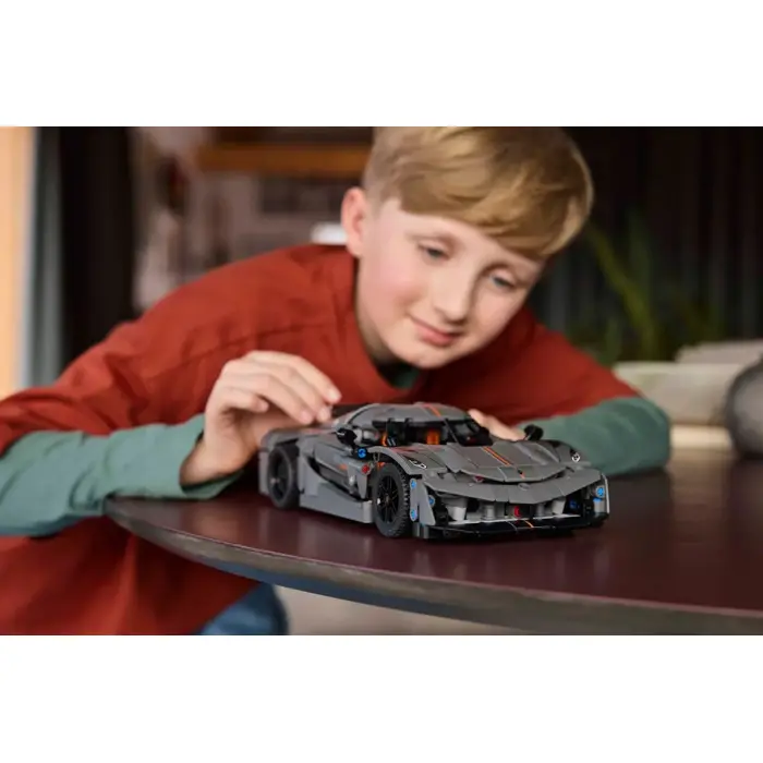lego-technic-42173-szary-hipersamochod-koenigsegg-jesko-abso-62815-klolegleg1391.webp