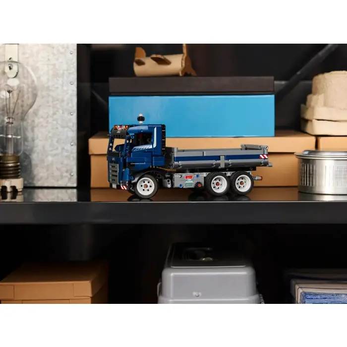 lego-technic-42203-tipping-dump-truck-70520-klolegleg1718.webp