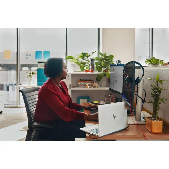 poly-blackwire-3320-stereo-microsoft-teams-certified-usb-c-h-16320-wlononwcrcm27.webp