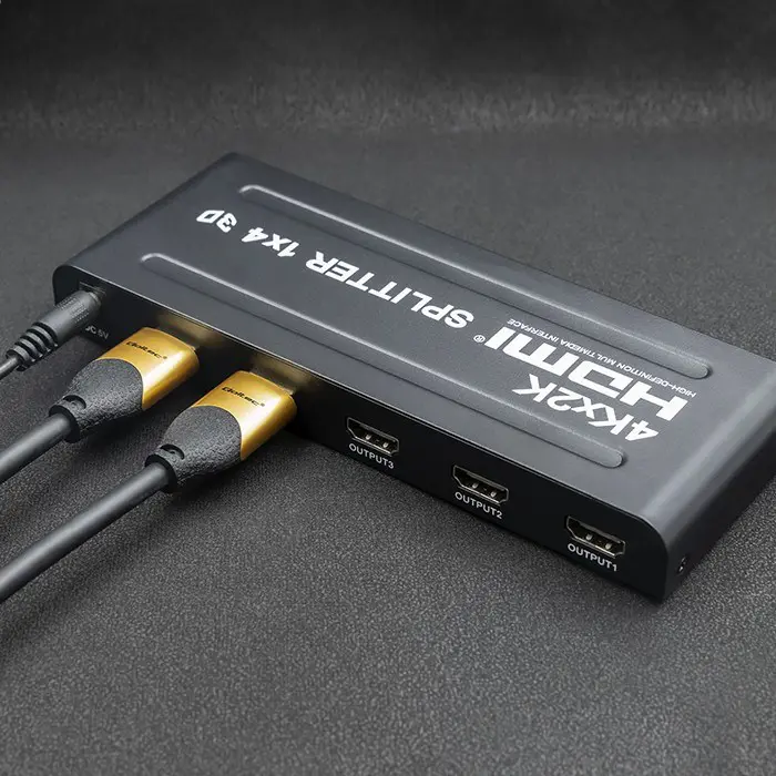 qoltec-51798-active-hdmi-splitter-4-x-hdmi-4k-x-2k-34gbs-73183-kbaqocada0016.webp