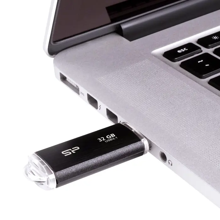 silicon-power-blaze-b02-usb-flash-drive-32-gb-usb-type-a-32--61638-pamslpfld0015.webp