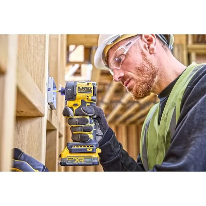 18V XR Hydraulic Impact Driver 2x1.7Ah Powerstack