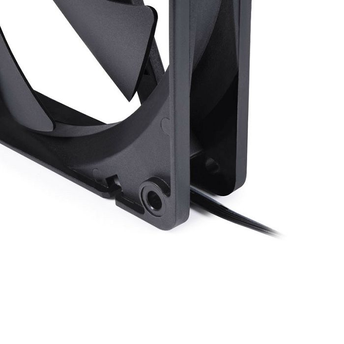 Alphacool Core PWM fan 3200 rpm - 140 mm - black 24847