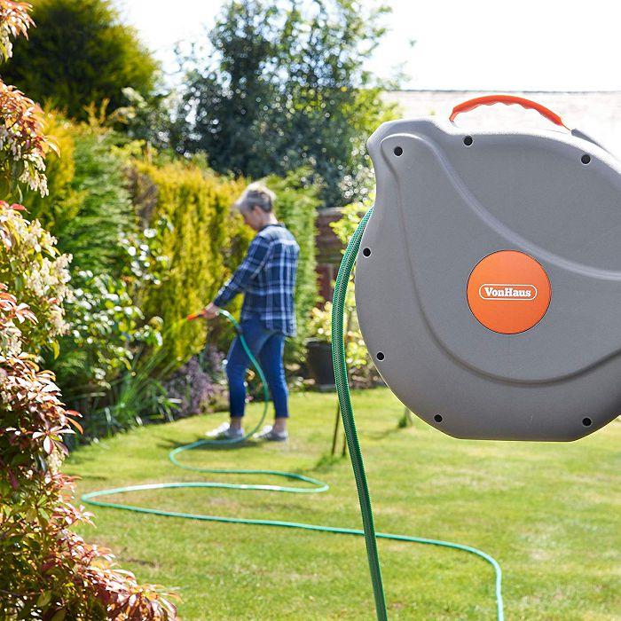 VonHaus wall bracket for 20m auto Roll-Up hose