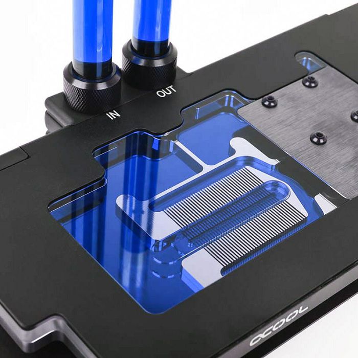 Alphacool Eiswasser Crystal Blue, 1000ml Fertiggemisch - blau 18547
