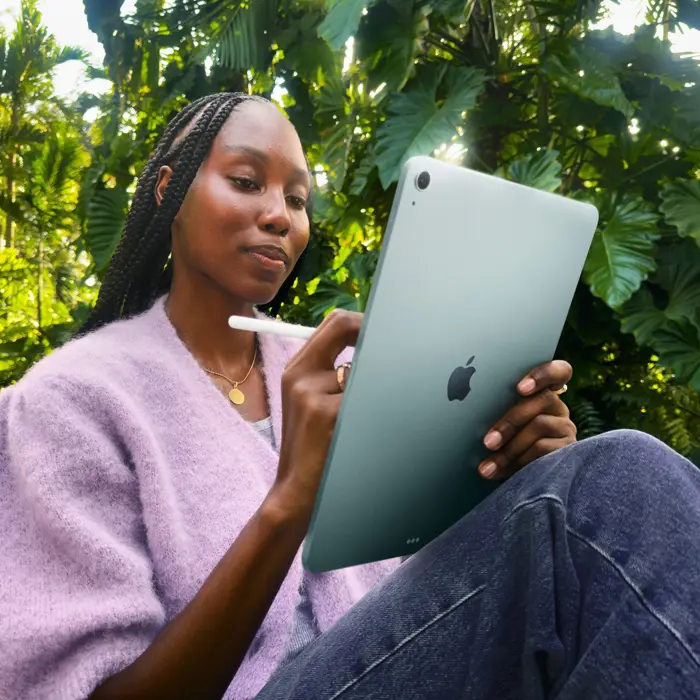 Apple iPad 13-inch Air Wi-Fi 128GB - Starlight