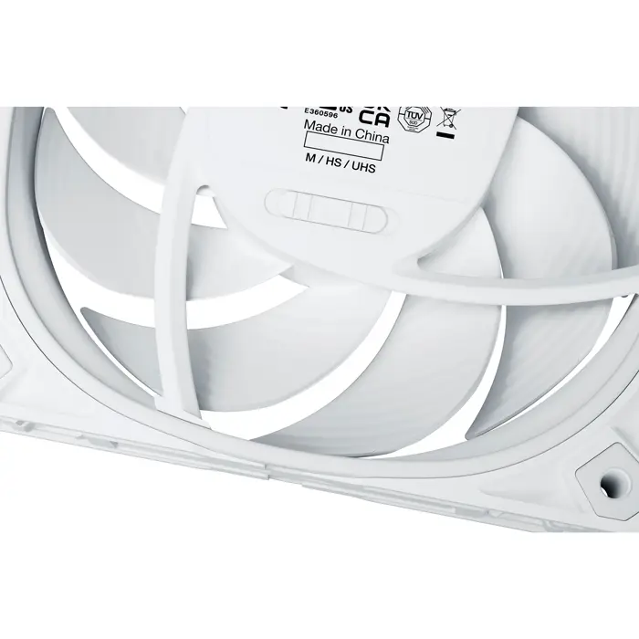 be quiet! Silent Wings Pro 4 140mm PWM White, case fan (white)