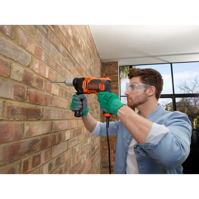 BLACK + DECKER impact drill BEH850K