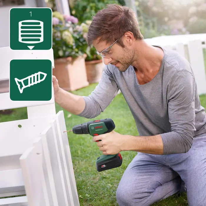 Bosch Cordless drill UniversalDrill 18V (green/black, 2x Li-ion battery 1.5Ah, case)