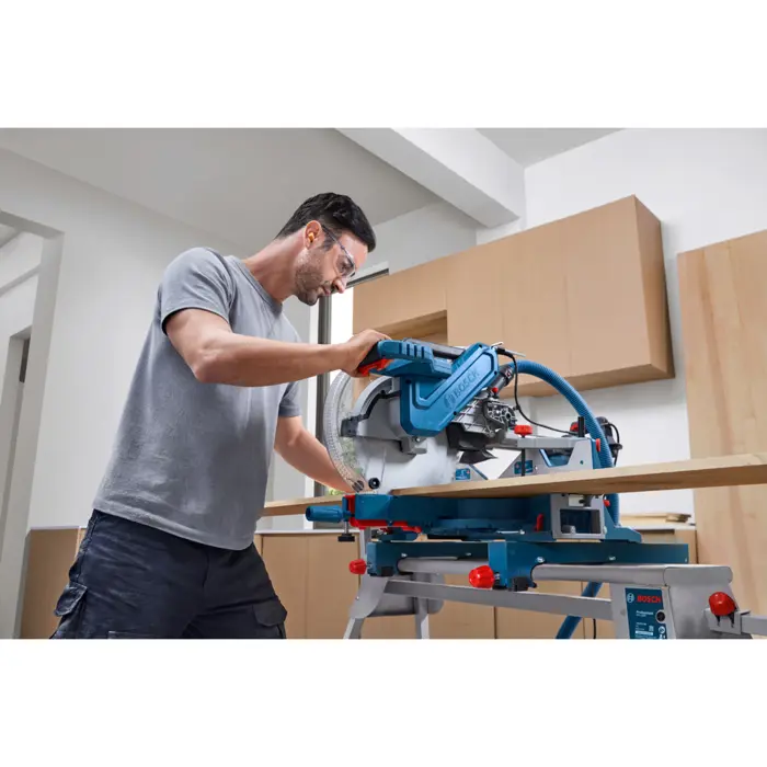 Bosch Powertools chop and miter saw GCM 340-305 D Professional, chop and miter saw (blue, 1,800 watts)