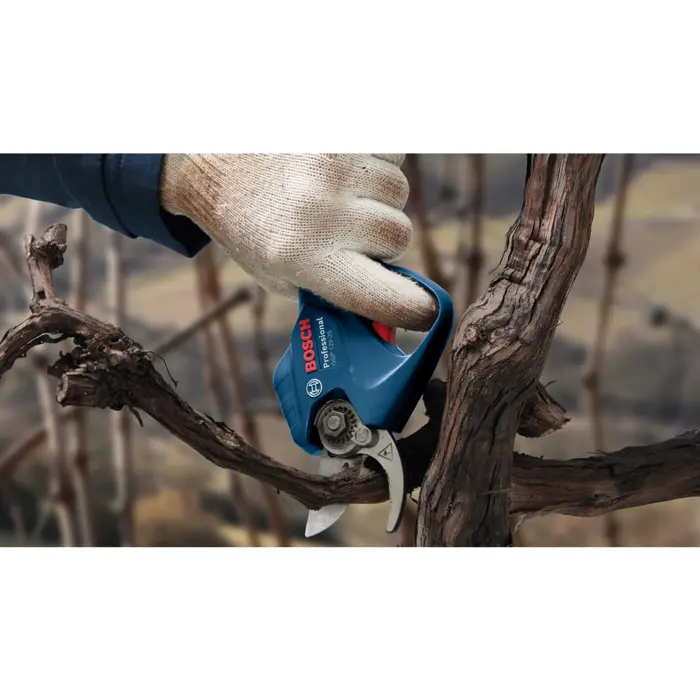 Bosch Powertools cordless garden shears GGP 12V-25 Professional, 12Volt (blue/black, 2x Li-ion battery 3.0Ah)