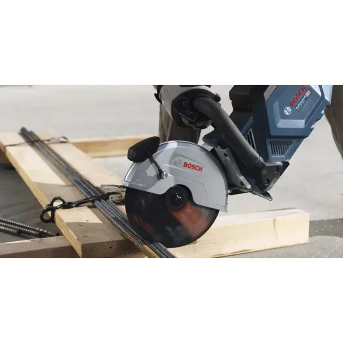 Bosch Professional Cordless Cutting Saw GCS 18V-230 Professional solo, 18 Volt, Cutting Machine blue, without battery and charger