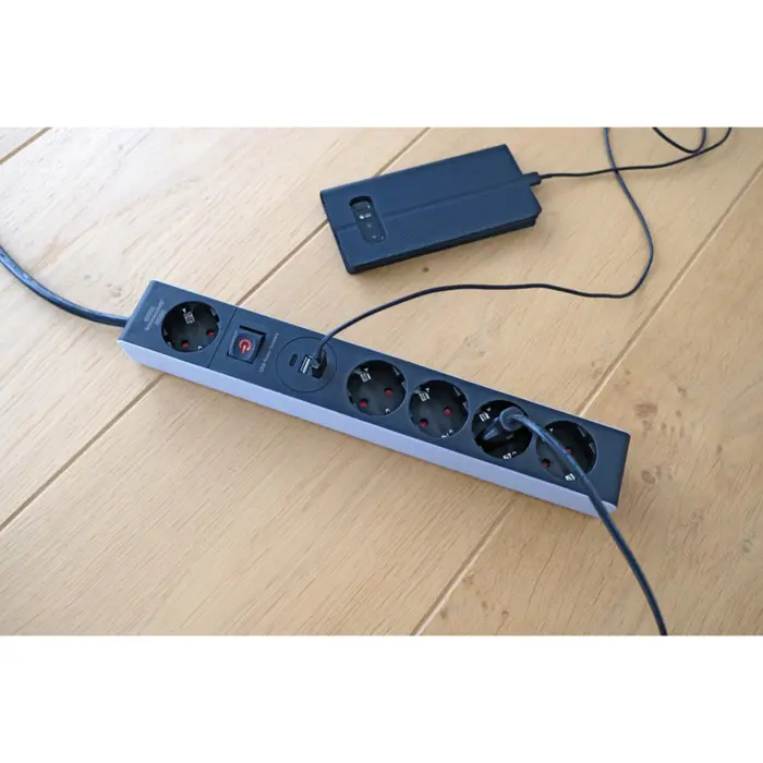 Brennenstuhl 5-way power strip (grey/black, 1.5 meters, 2x USB-A, 1x USB-C Power Delivery)
