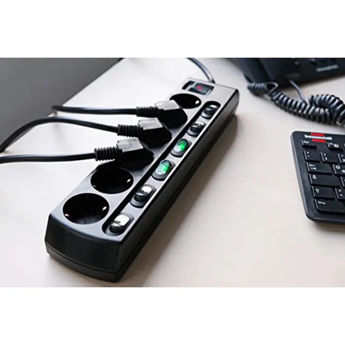 Brennenstuhl Individually switchable socket strip 6-way (black)