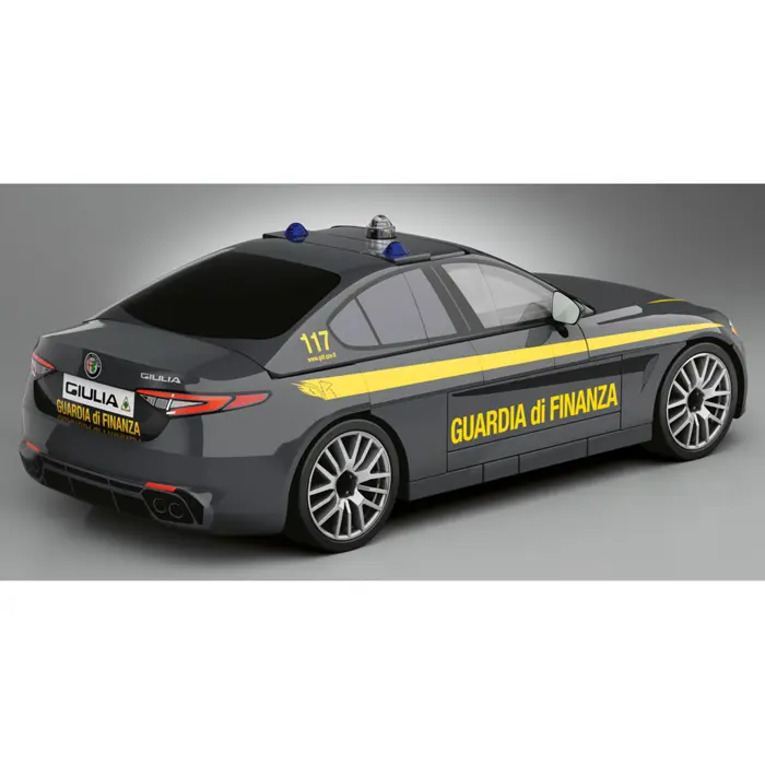 COBI Giulia Quadrifoglio Guardia di Finanza (scale 1:35)
