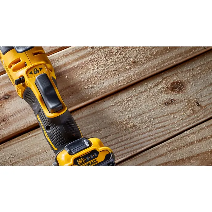 DEWALT DCS353D2 Cordless Multi-Tool, 12 Volt yellow/black, 2x Li-ion XR batteries 2.0Ah, in T STAK-Box II, 29-piece accessory set