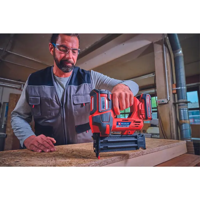 Einhell Professional cordless nailer FIXETTO 18/50 N - Solo, 18Volt (red/black, without battery and charger)