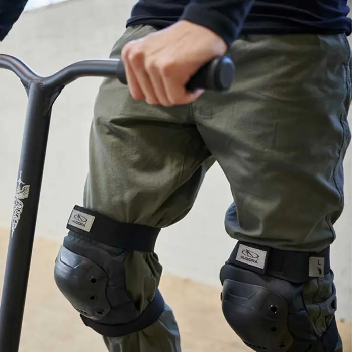 Hudora biomechanical protector set (black, size XL)