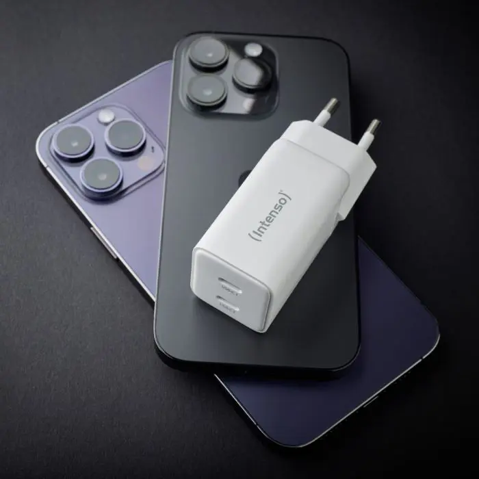 Intenso 40W GaN power supply with 2xUSB-C connector W40CC
