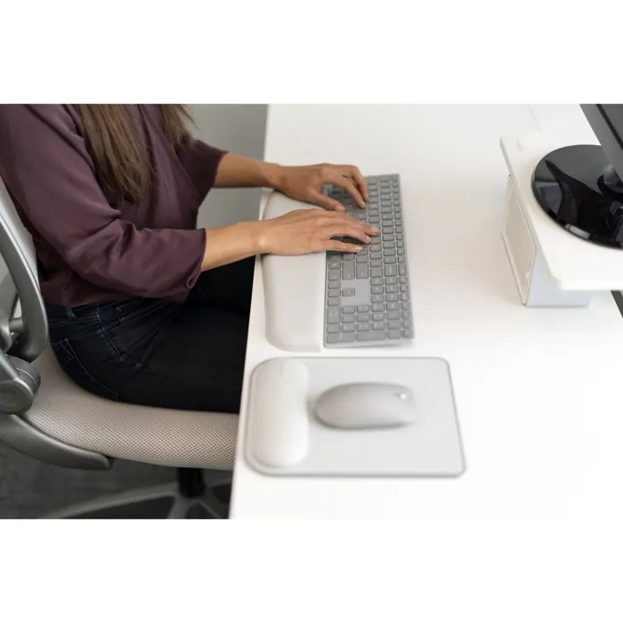 Kensington ErgoSoft mouse pad with wrist rest for standard mice K50437EU