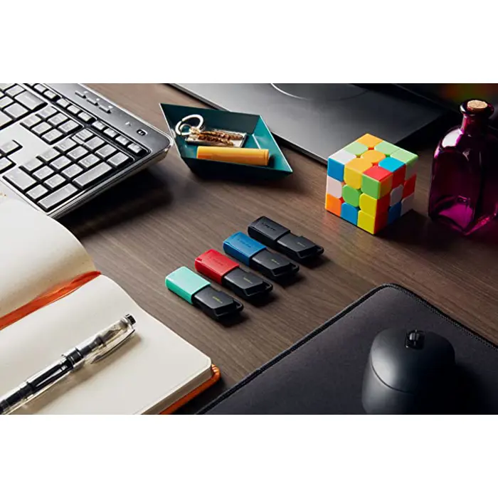 Kingston DataTraveler Exodia M 64 GB, USB stick (blue/black, USB-A 3.2 Gen 1)