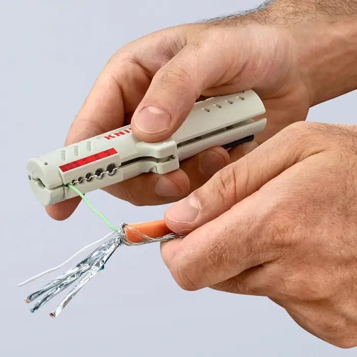 Knipex 16 65 125 stripping tool for data cable