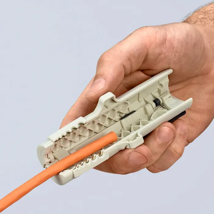 Knipex 16 65 125 stripping tool for data cable