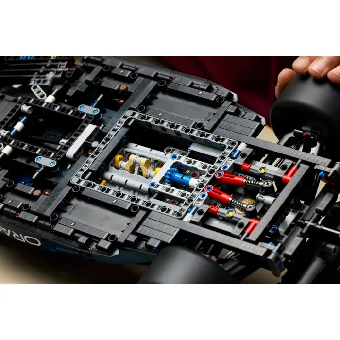 LEGO TECHNIC 42206 Oracle Red Bull Racing RB20