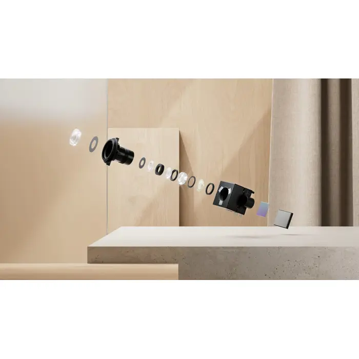 Logitech MX Brio 705 for Business webcam 8.5 MP 4096 x 2160 pixels USB 3.2 Gen 1 (3.1 Gen 1) Aluminium, Black