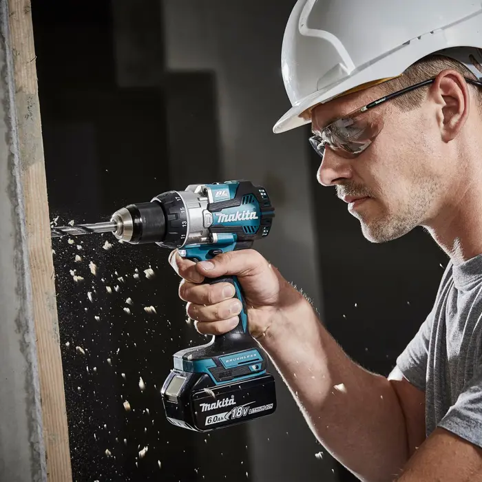 MAKITA. SCREWDRIVER UD.18V DHP489RTJ 73/40Nm 2x5,0Ah