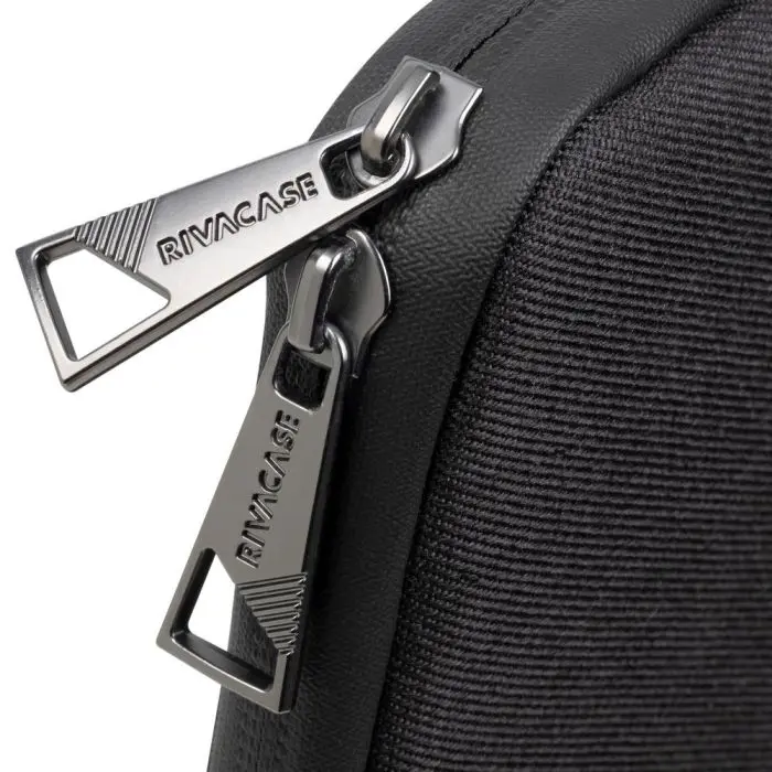 RivaCase case for laptops up to 14" Black