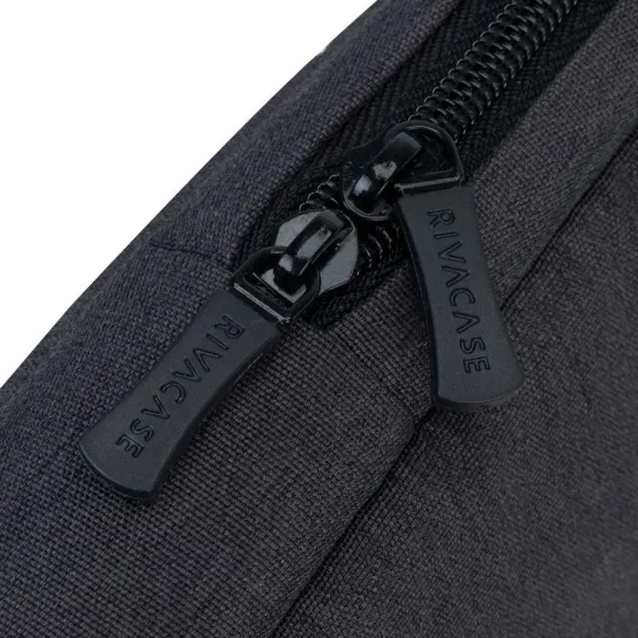 RivaCase case for laptops up to 17.3" Black