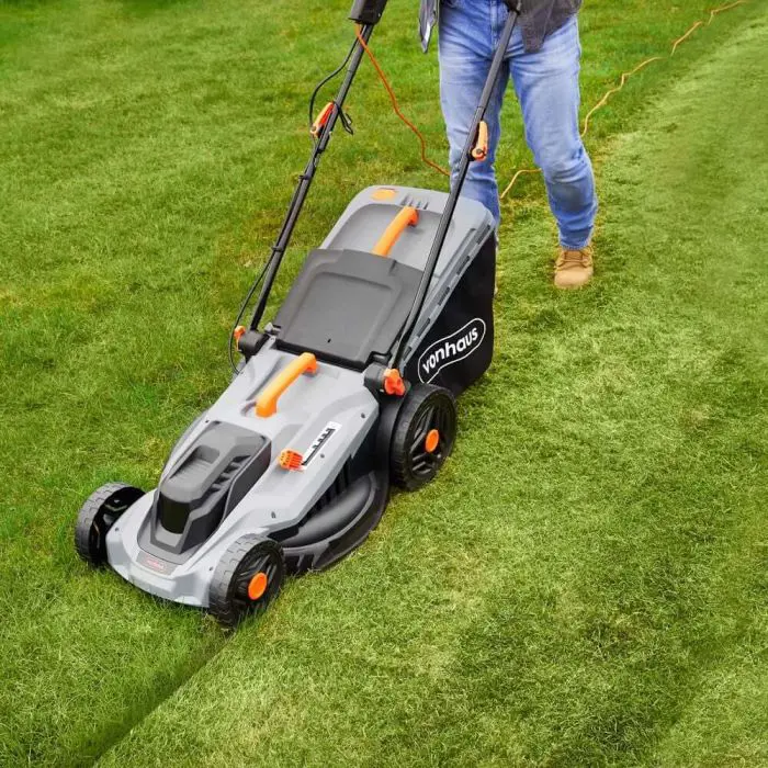 VonHaus 1800W Electric Lawn Mower