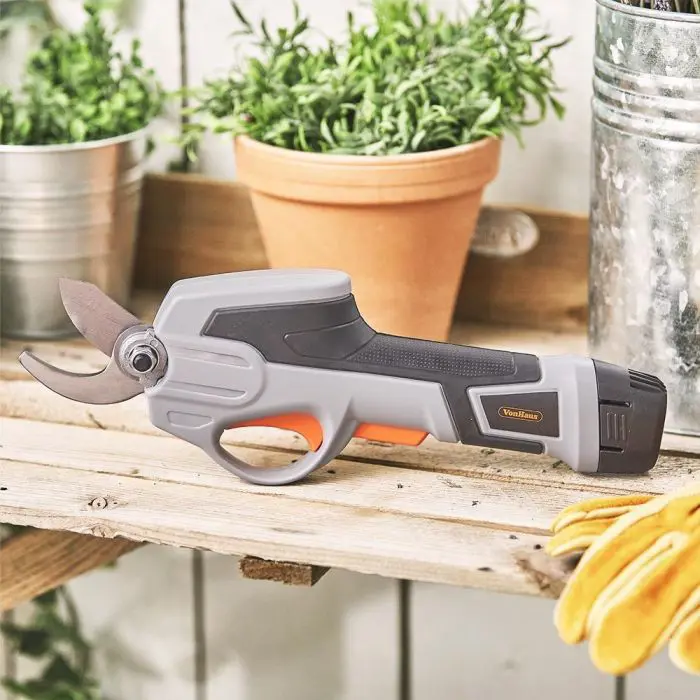 VonHaus battery scissors 7.2V