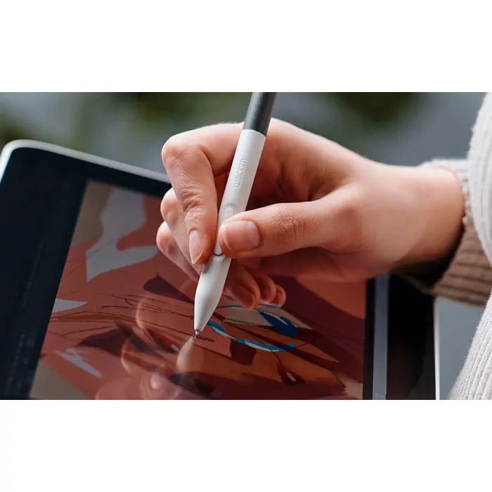 Wacom One 14 graphic tablet Black, White 2540 lpi 309 x 174 mm USB