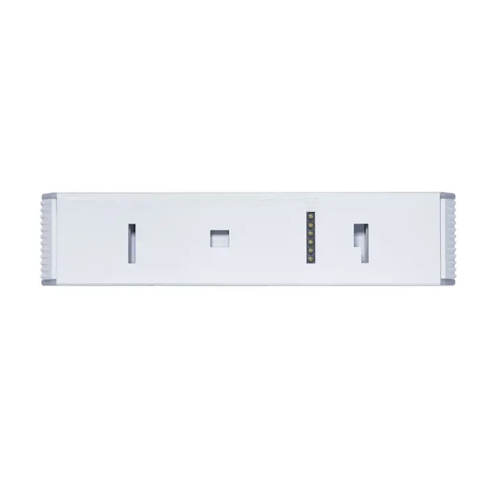 White wireless Lian Li UNI FAN 3-pack fan, 120mm